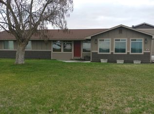 291 W Sunset Dr, Burbank, WA 99323