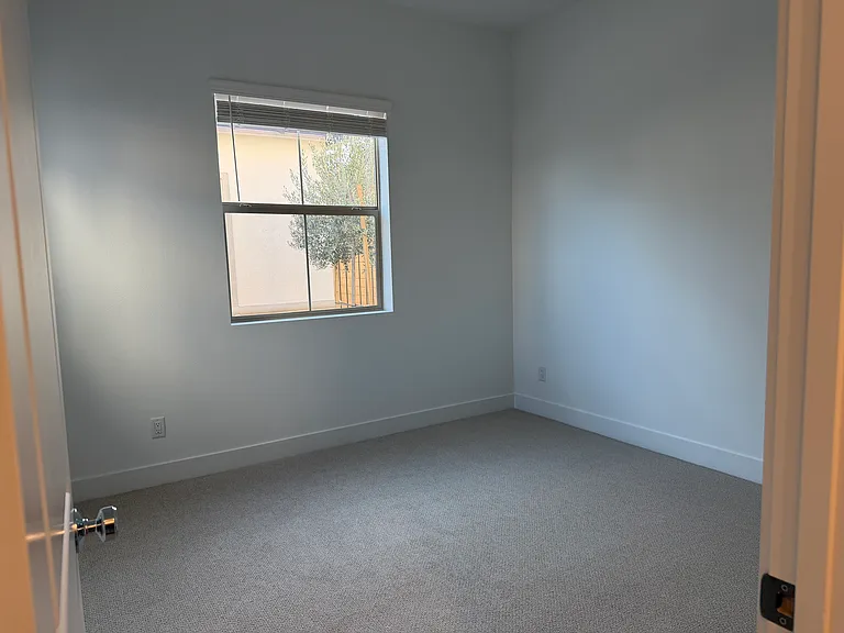 687 Guy Turner Dr — Photo 10