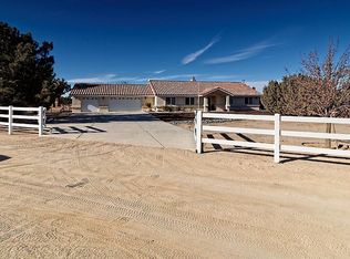 10336 Sunny Vista Rd, Phelan, CA 92371