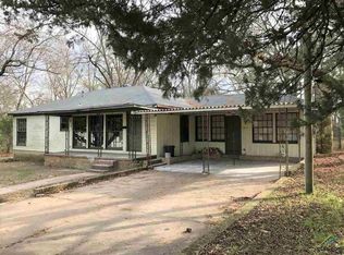 1322 East 4th, Mount Pleasant, TX 75455