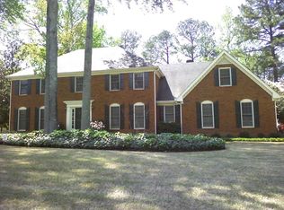 5000 Hodgkins Pl, Lilburn, GA 30047