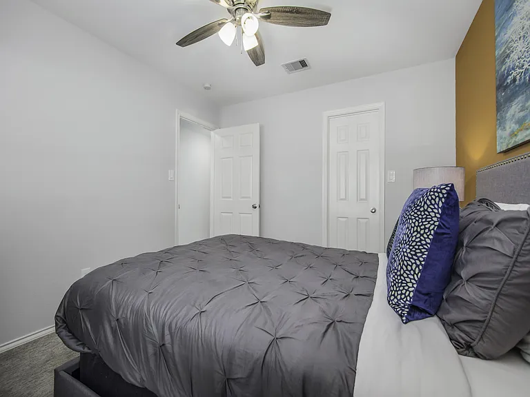2926 Clay St — Photo 14
