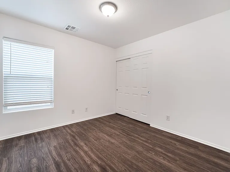 9132 Gabardine Ave — Photo 28
