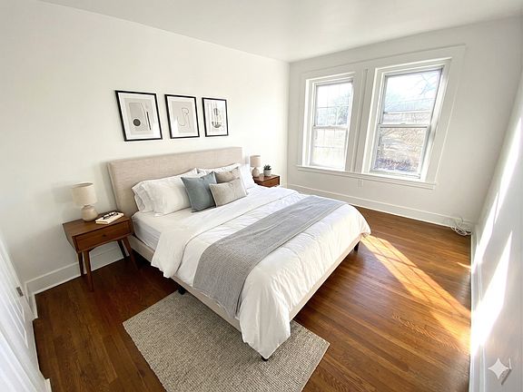 4th image of 833 Whalley Ave #11