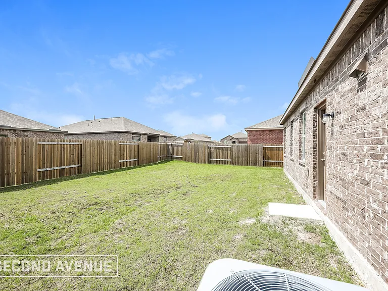 2109 Lorrie Ln — Photo 21