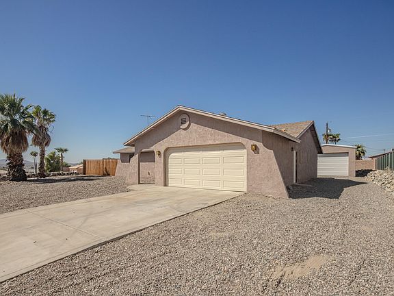 3rd image of 1617 Topaz Dr
