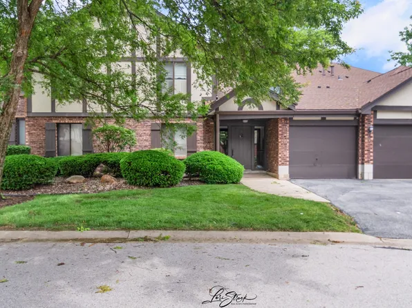 8251 Mulberry Ct #14B, Palos Hills, IL 60465