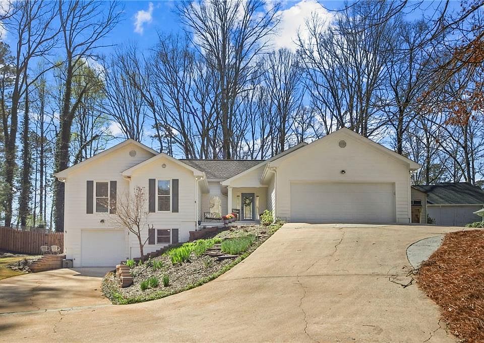 1st image of 3420 Chattahoochee Rd