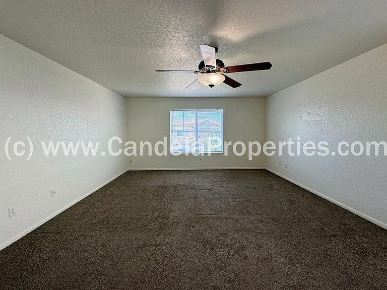 8008 Firecracker Trl — Photo 31