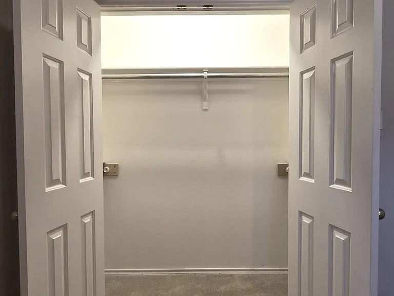 5704 York Ave — Photo 13