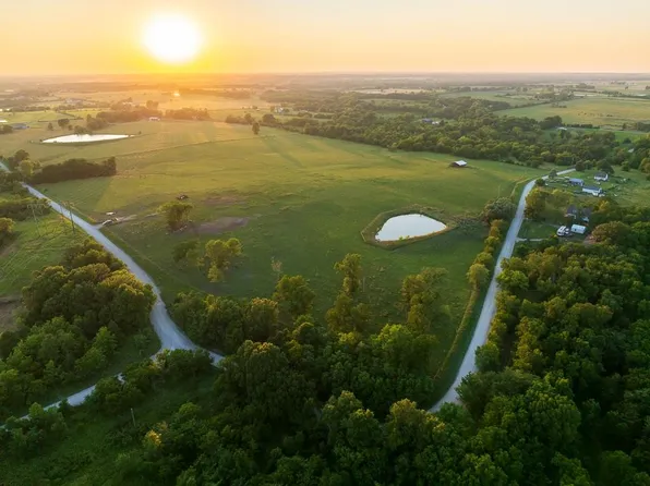 S McClain Rd, Harrisonville, MO 64701