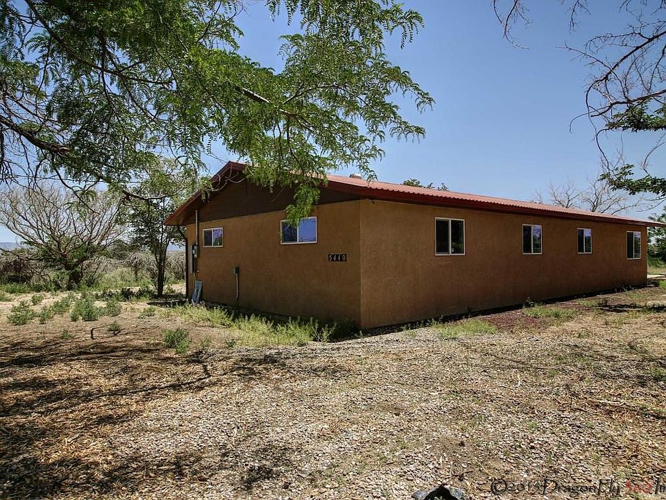 Rear_Exterior_1