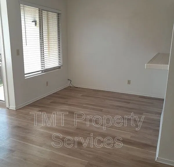 413 E Rice Ranch Rd — Photo 6