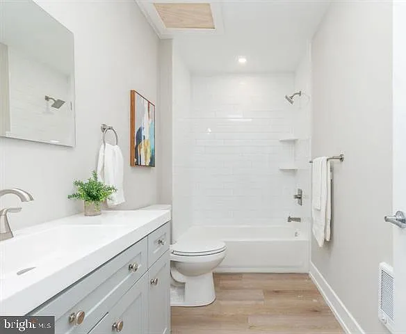 3919 Ridge Ave #101 — Photo 7