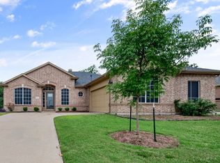1013 Wilderness Trl, Crowley, TX 76036