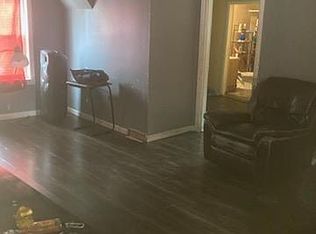 4090 Beyerle Rd, Cleveland, OH 44105