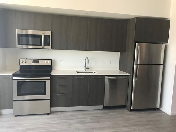4th image of 233 NE 4th St Fl 15th