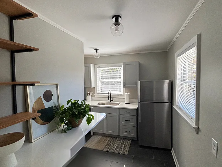 615 Guilford Ave #3 — Photo 11