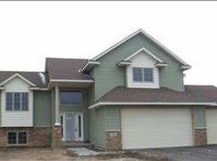 4939 259th Ct, Wyoming, MN 55092