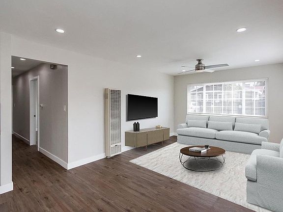 4th image of 3377 Dale St