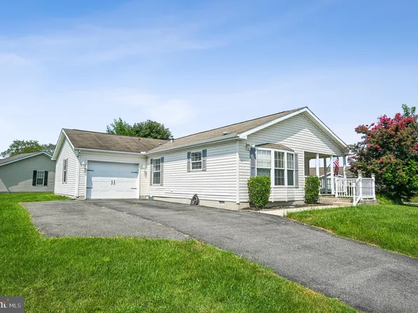 222 W Persimmon Cir #222, Dover, DE 19901