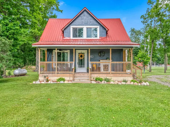 1052 Carpenter Rd, Bronson, MI 49028
