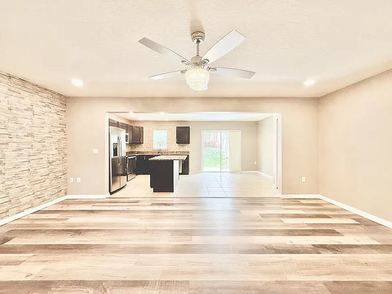 3824 Exeter Ln #1 — Photo 16