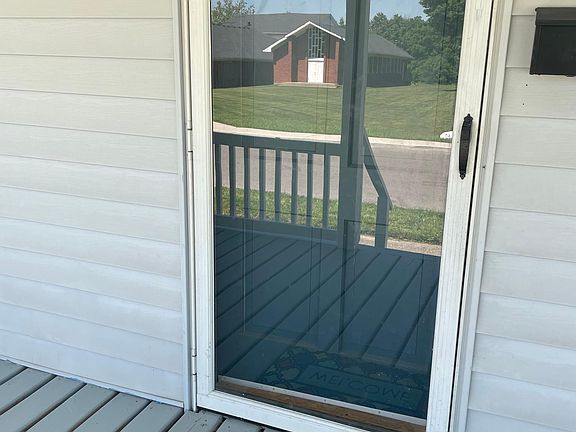 Storm door on front entrance