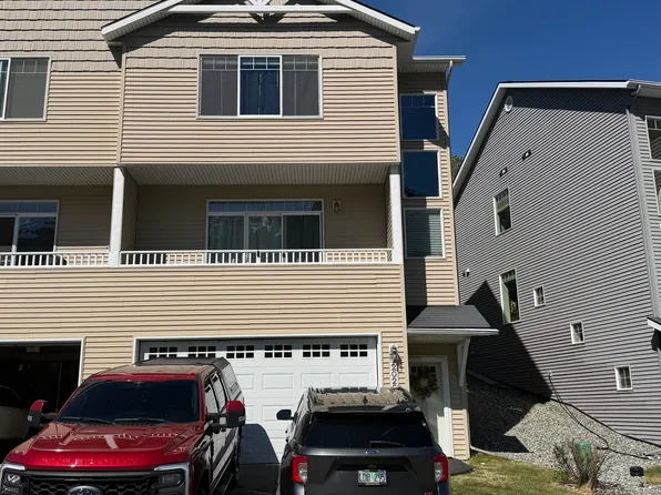 20233 Riverside Dr #8B, Eagle River, AK 99577
