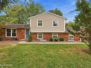 8100 Huntsman Trl, Louisville, KY 40291