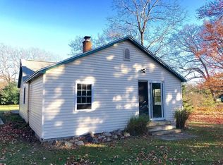 3722 Hall Rd, Muskegon, MI 49442