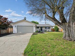 9060 New Dawn Dr, Sacramento, CA 95826