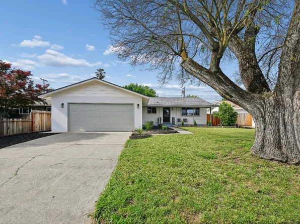 9060 New Dawn Dr, Sacramento, CA 95826