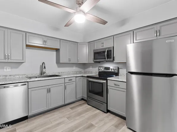 2151 N MERIDIAN Road #32, Apache Junction, AZ 85120