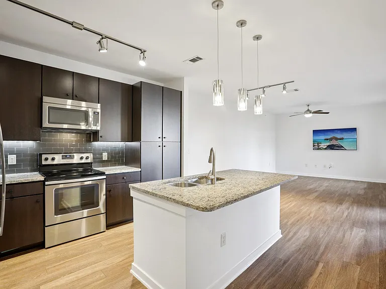 1900 Barton Springs Rd #5031 — Photo 9