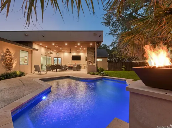 131 Donella, Hollywood Park, TX 78232