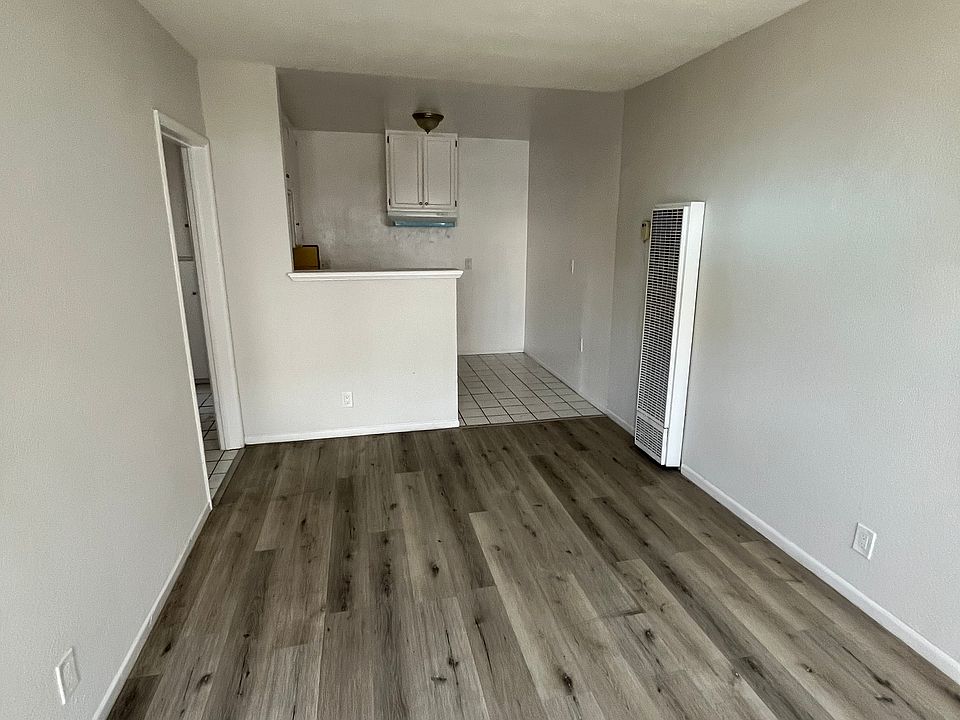 1st image of 7014 S Western Ave APT 1