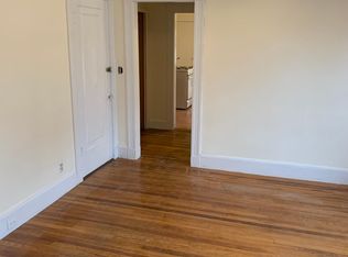 82 Taylor St APT 3, Waltham, MA 02453