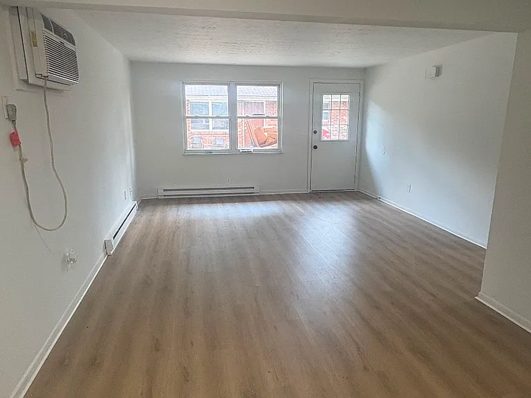 1636 Miami Ave #1640 — Photo 3