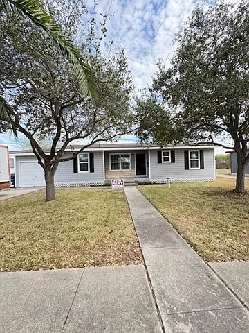 2 bed, 864 sqft, $1,350 — Photo 2