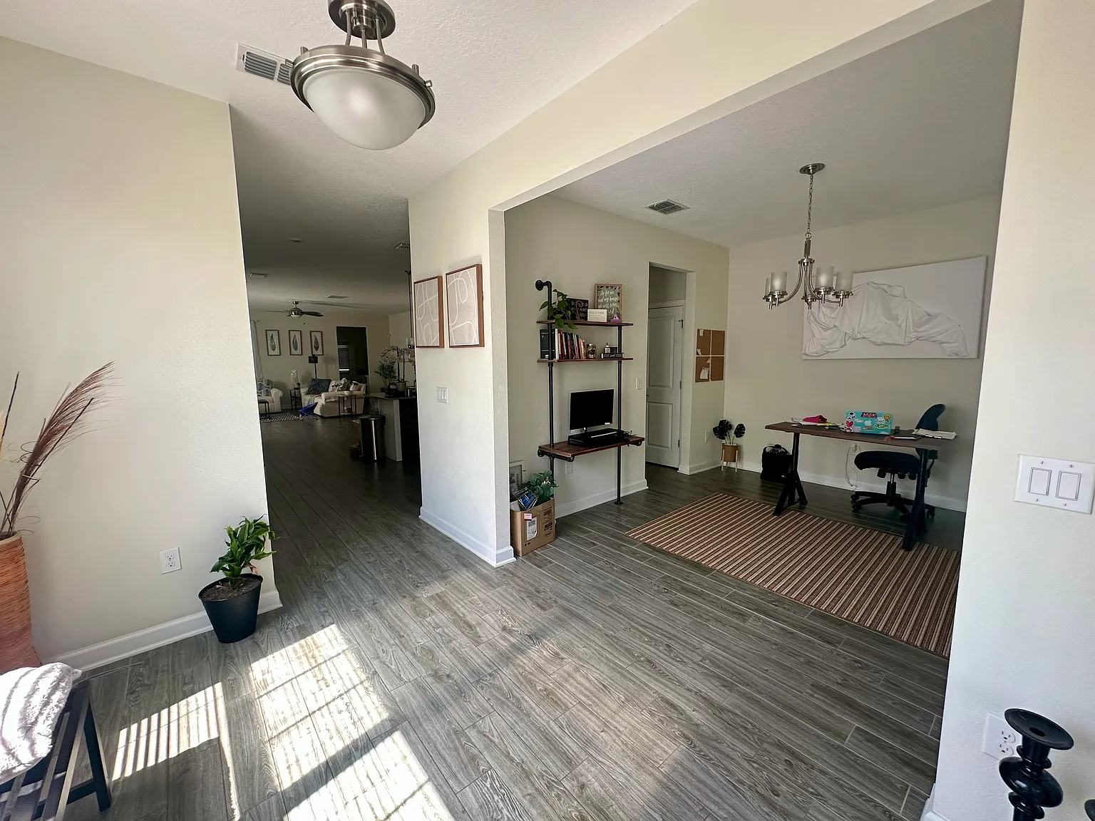 3 bed, 2203 sqft, $3,000 — Photo 4