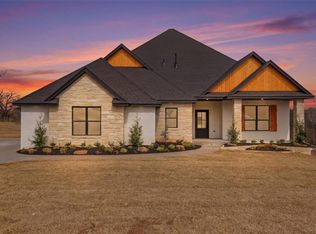 3124 Roadrunner Hl, Guthrie, OK 73044