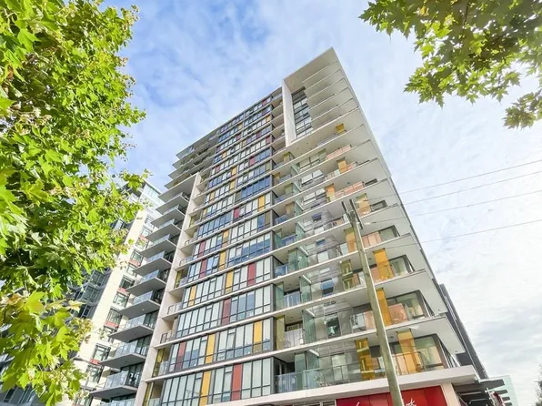 1788 Columbia St #1202, Vancouver, BC V5Y 0L7