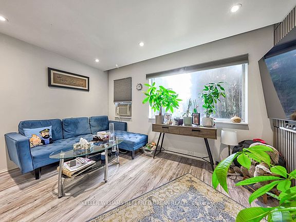5th image of 13 Teston Blvd