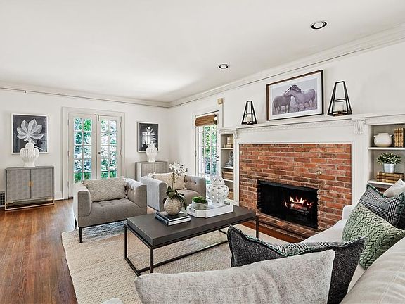 4th image of 475 E 55th St