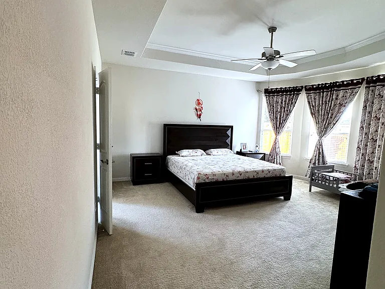 2509 Temple Dr — Photo 1