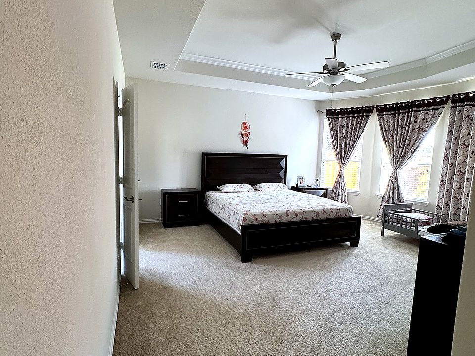 1st image of 2509 Temple Dr