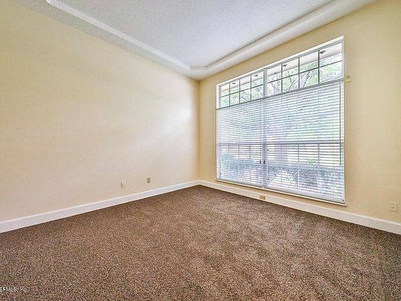 5th image of 2314 Torbay Dr