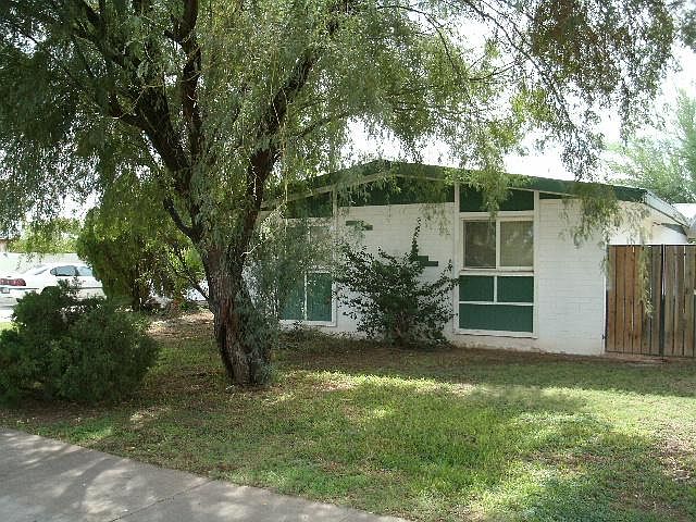1st image of 6111 W Indianola Ave