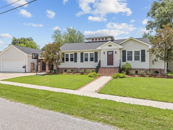 502 E Edwards Ave, Erath, LA 70533